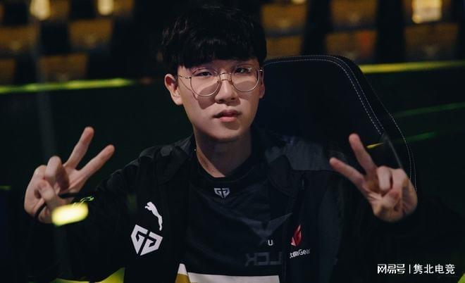 强团队协作 强团队协作