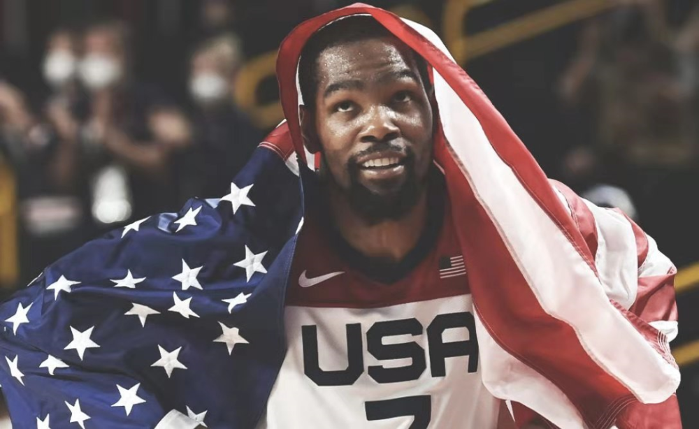 背身拿球策 背身拿球策