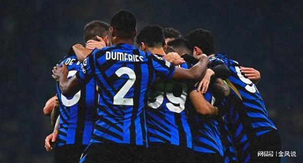 在社交媒体 在社交媒体