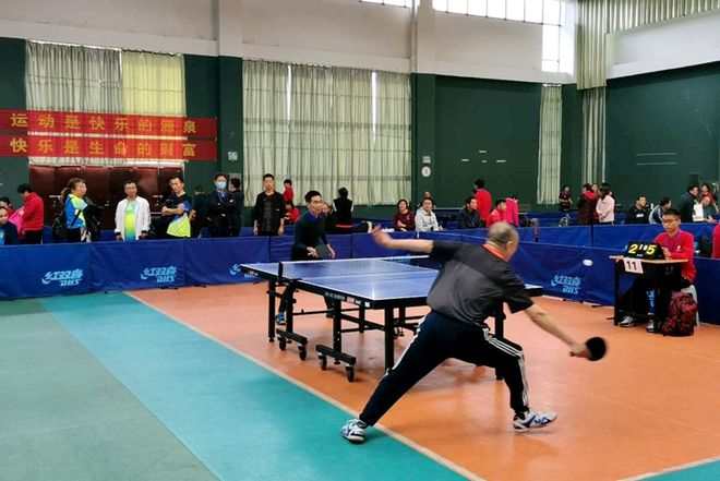 在定位球防 在定位球防