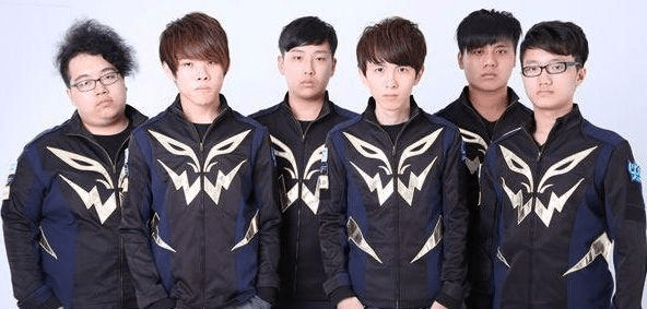 摇摆不定 摇摆不定